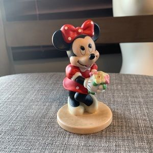 Vintage Minnie Mouse with Flowers figure